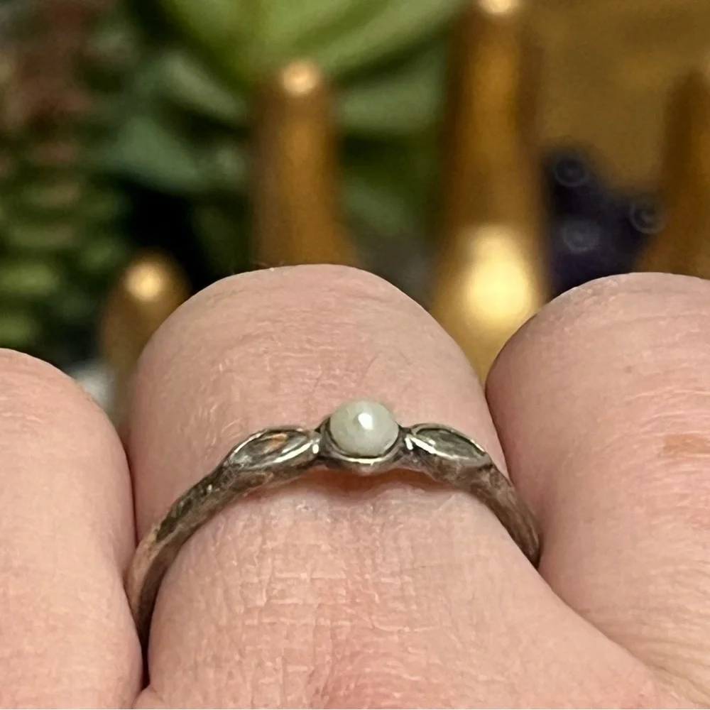 Pandora Sterling Pearl Ring - Picture 8 of 13